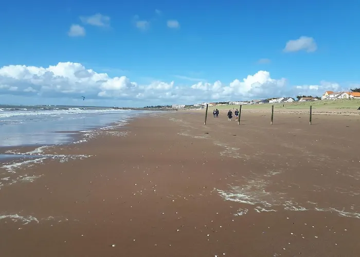 Maison Et Grande Terrasse Face *