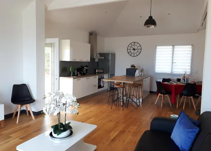 Maison Et Grande Terrasse Face Prázdninový dům